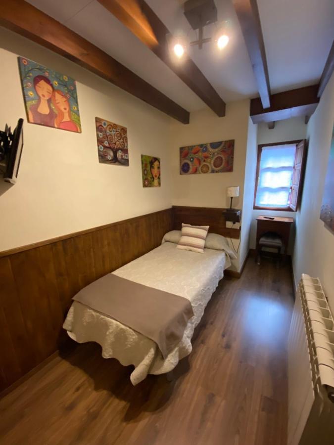 Pension Arbidel Ribadesella Extérieur photo