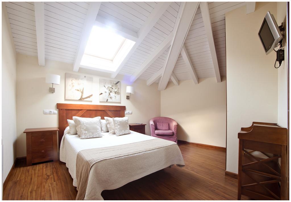 Pension Arbidel Ribadesella Extérieur photo