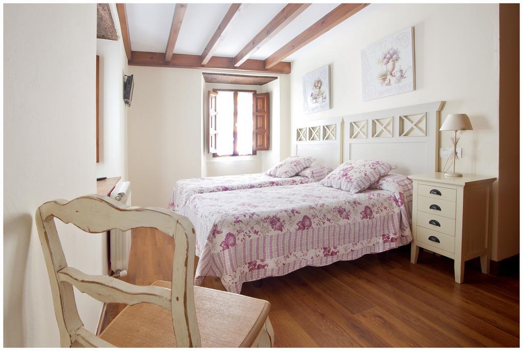 Pension Arbidel Ribadesella Extérieur photo